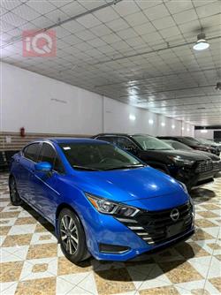 نيسان فيرسا